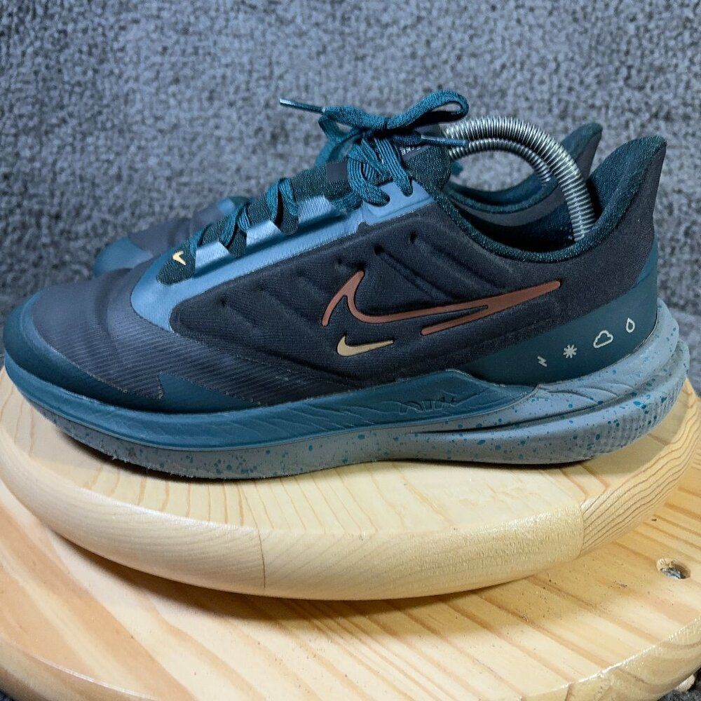 Nike Air Winflo 9 Shield Running Shoes Mens Size 8 Blue Low Top Training Sneaker